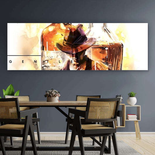 Poster Whiskyflaschen und Glas vor künstlerischem Hintergrund Panorama