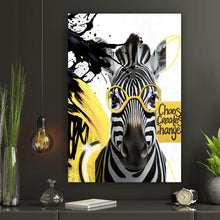 Lade das Bild in den Galerie-Viewer, Spannrahmenbild Zebra mit Brille umgeben von Farbspritzern Hochformat
