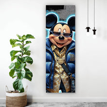 Lade das Bild in den Galerie-Viewer, Leinwandbild Zeichentrickfigur Fashion mit Sonnenbrille und Jacke No.3 Panorama Hoch
