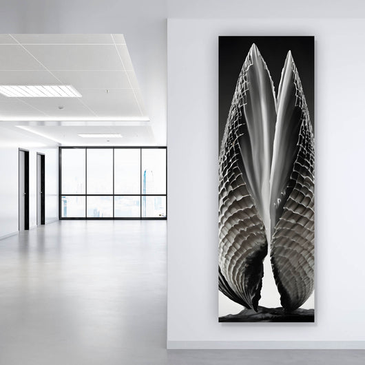 Aluminiumbild Abstrakte Skulptur geöffnete Muschel Panorama Hoch