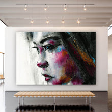 Lade das Bild in den Galerie-Viewer, Aluminiumbild gebürstet Abstraktes Portrait einer jungen Frau Querformat
