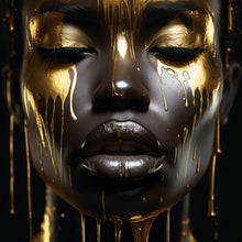 Lade das Bild in den Galerie-Viewer, Aluminiumbild gebürstet African Gold Woman Quadrat
