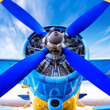 Lade das Bild in den Galerie-Viewer, Aluminiumbild gebürstet Retro Flugzeug Blau Quadrat
