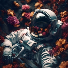 Lade das Bild in den Galerie-Viewer, Aluminiumbild gebürstet Astronaut im Blumenmeer Digital Art Quadrat
