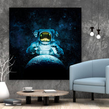 Lade das Bild in den Galerie-Viewer, Spannrahmenbild Astronaut in der Galaxie Quadrat

