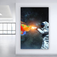 Lade das Bild in den Galerie-Viewer, Aluminiumbild Astronaut schießt Regenbogen Hochformat
