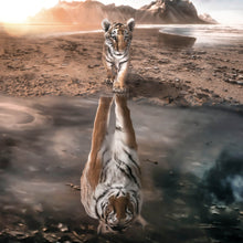 Lade das Bild in den Galerie-Viewer, Aluminiumbild gebürstet Baby Tiger Quadrat
