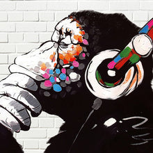 Lade das Bild in den Galerie-Viewer, Aluminiumbild gebürstet Banksy - DJ Monkey Quadrat

