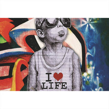 Lade das Bild in den Galerie-Viewer, Spannrahmenbild Banksy - Junge i love life Querformat
