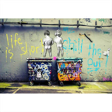 Lade das Bild in den Galerie-Viewer, Poster Banksy - Life is short Querformat
