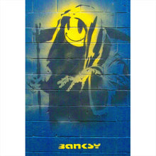 Lade das Bild in den Galerie-Viewer, Spannrahmenbild Banksy - Smiley Hochformat
