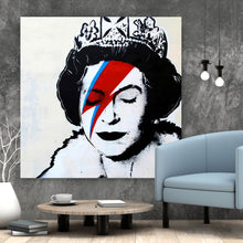 Lade das Bild in den Galerie-Viewer, Leinwandbild Banksy- Ziggy Stardust Queen Quadrat
