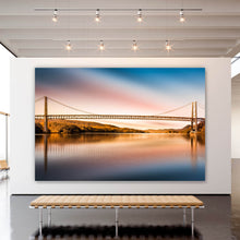 Lade das Bild in den Galerie-Viewer, Aluminiumbild gebürstet Bear Mountain Bridge nach Sonnenuntergang Querformat
