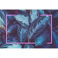 Lade das Bild in den Galerie-Viewer, Aluminiumbild Blätter mit Lichtrahmen Neon Pink Querformat
