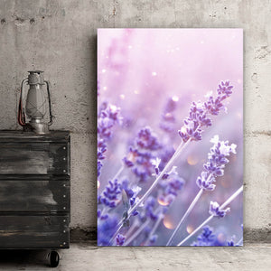 Spannrahmenbild Blühender Lavendel Hochformat