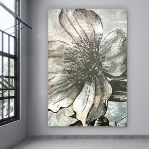 Acrylglasbild Blüte in grau Tönen Hochformat