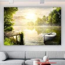 Lade das Bild in den Galerie-Viewer, Spannrahmenbild Boot auf See am Morgen Querformat
