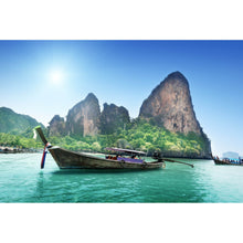 Lade das Bild in den Galerie-Viewer, Spannrahmenbild Boote in Thailand Querformat
