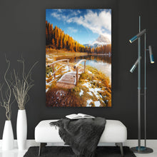 Lade das Bild in den Galerie-Viewer, Aluminiumbild Brücke in herbstlicher Berglandschaft Hochformat
