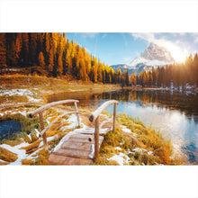 Lade das Bild in den Galerie-Viewer, Spannrahmenbild Brücke in herbstlicher Berglandschaft Querformat
