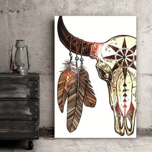 Poster Büffelschädel mit Federn Hochformat