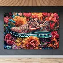 Lade das Bild in den Galerie-Viewer, Aluminiumbild gebürstet Bunter Sneaker in Blumenbett Querformat
