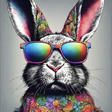 Lade das Bild in den Galerie-Viewer, Poster Cooler Hase mit Regenbogenbrille Quadrat
