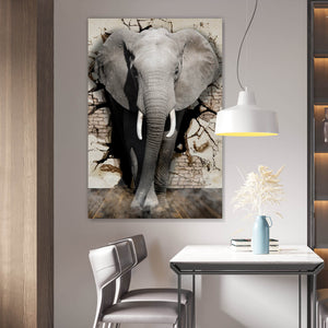 Poster Elefant kommt aus der Wand Hochformat
