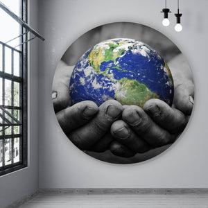 Aluminiumbild gebürstet Erde in Händen Kreis