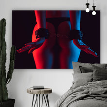 Lade das Bild in den Galerie-Viewer, Aluminiumbild gebürstet Erotische Frau in Handschellen No.2 Querformat
