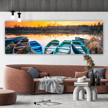 Lade das Bild in den Galerie-Viewer, Leinwandbild Fischerboote an einem Herbstmorgen Panorama
