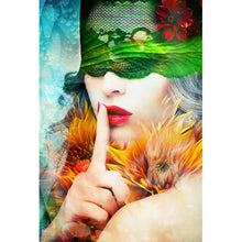 Lade das Bild in den Galerie-Viewer, Spannrahmenbild Florale Collage einer Frau Hochformat
