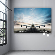 Lade das Bild in den Galerie-Viewer, Aluminiumbild Flugzeug auf der Landebahn Querformat
