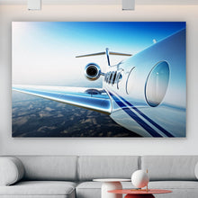 Lade das Bild in den Galerie-Viewer, Aluminiumbild gebürstet Flugzeug mit blauem Himmel Querformat
