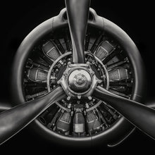 Lade das Bild in den Galerie-Viewer, Acrylglasbild Flugzeugpropeller Schwarz Weiß Quadrat
