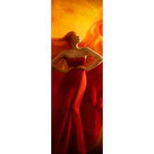 Lade das Bild in den Galerie-Viewer, Leinwandbild Frau im roten Feuerkleid Panorama Hoch
