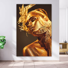 Lade das Bild in den Galerie-Viewer, Leinwandbild Frau in Gold Hochformat
