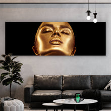 Lade das Bild in den Galerie-Viewer, Aluminiumbild Frau in Gold No.1 Panorama
