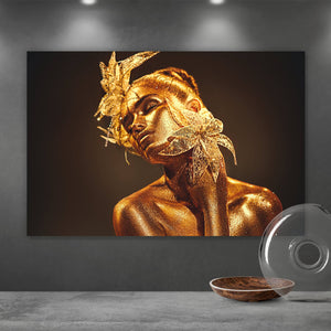 Aluminiumbild gebürstet Frau in Gold Querformat