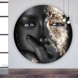 Aluminiumbild Frau mit Gold Make-Up Kreis