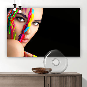 Aluminiumbild Frauen Portrait mit Farbe Querformat