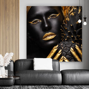 Spannrahmenbild Frauenportrait Schwarz mit Gold Quadrat
