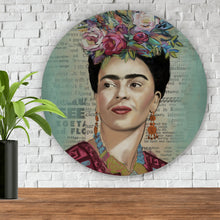 Lade das Bild in den Galerie-Viewer, Aluminiumbild gebürstet Frida Vintage Portrait Kreis
