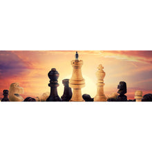 Lade das Bild in den Galerie-Viewer, Aluminiumbild gebürstet Gigantische Schachfiguren vor Sonnenaufgang Panorama
