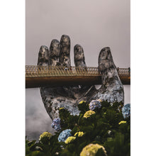 Lade das Bild in den Galerie-Viewer, Acrylglasbild Goldene Brücke Vietnam Hochformat
