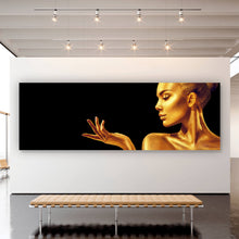 Lade das Bild in den Galerie-Viewer, Poster Goldene Frau Panorama

