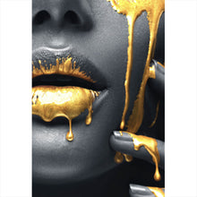 Lade das Bild in den Galerie-Viewer, Aluminiumbild Goldene Lippen Hochformat
