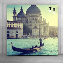 Lade das Bild in den Galerie-Viewer, Aluminiumbild gebürstet Gondel in Venedig Quadrat
