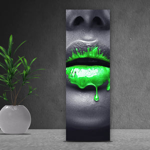Aluminiumbild Grüne Lippen Panorama Hoch