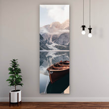 Lade das Bild in den Galerie-Viewer, Leinwandbild Holzboot am Bergsee Panorama Hoch
